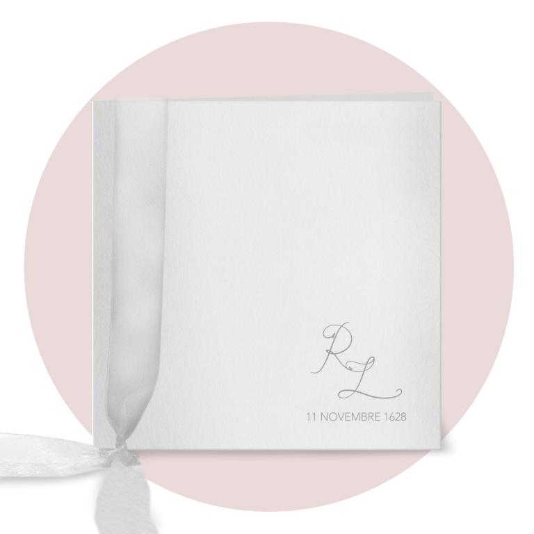 Immagine prodotto: Libretto messa formato quadrato, spillato in cartoncino pregiato tipo: FLORA GARDENIA